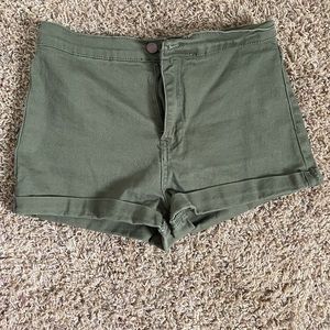 Forever 21 Mid rise shorts